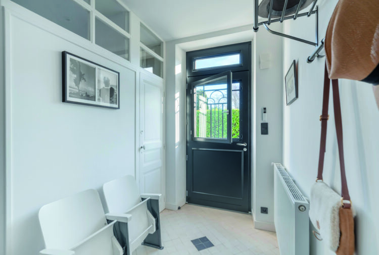 Porte d'entrée sur-mesure