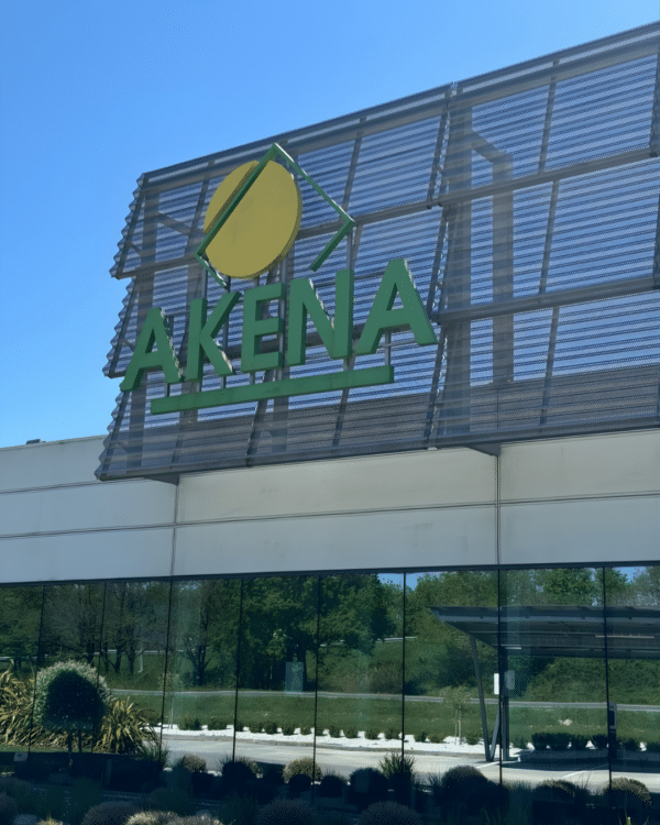Visite usine pergola AKENA par le collectif 4TRO spécialiste menuiserie et fermetures