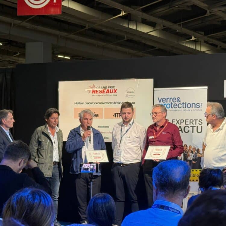 Remise du prix à 4TRO lors du Grand Prix des Réseaux à BATIMAT 2026